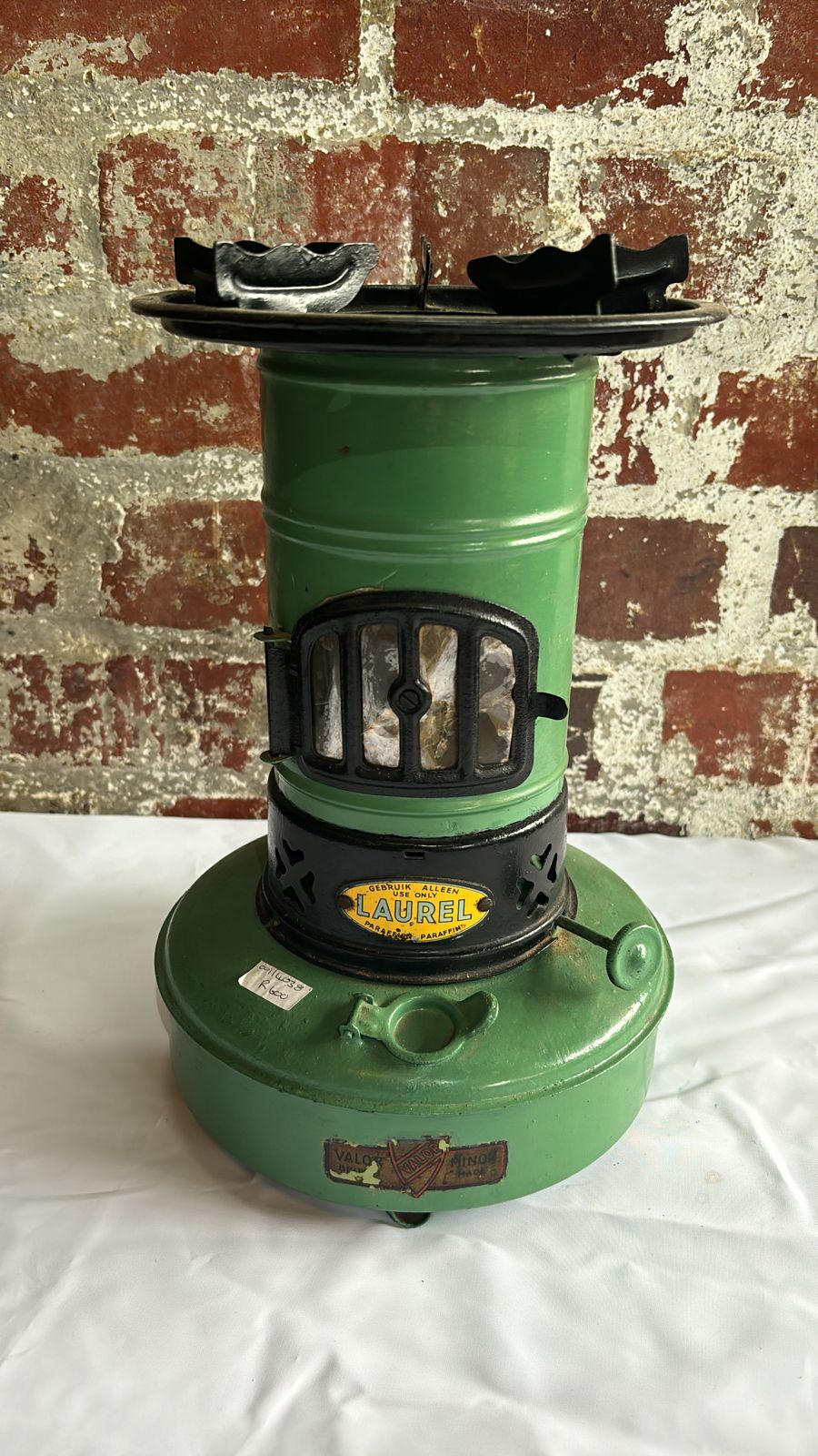 Laurel Paraffin Stove